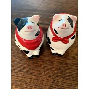 1993 Clay Art Fat Happy Mr. & Mrs. Pig Black & White Salt & Pepper Shakers